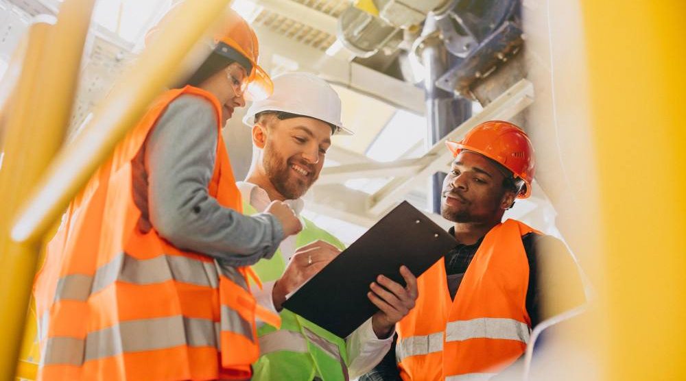 Documentation HSE traduite pour l'industrie chimique : procédures opérationnelles, protocoles de sécurité et documents techniques.