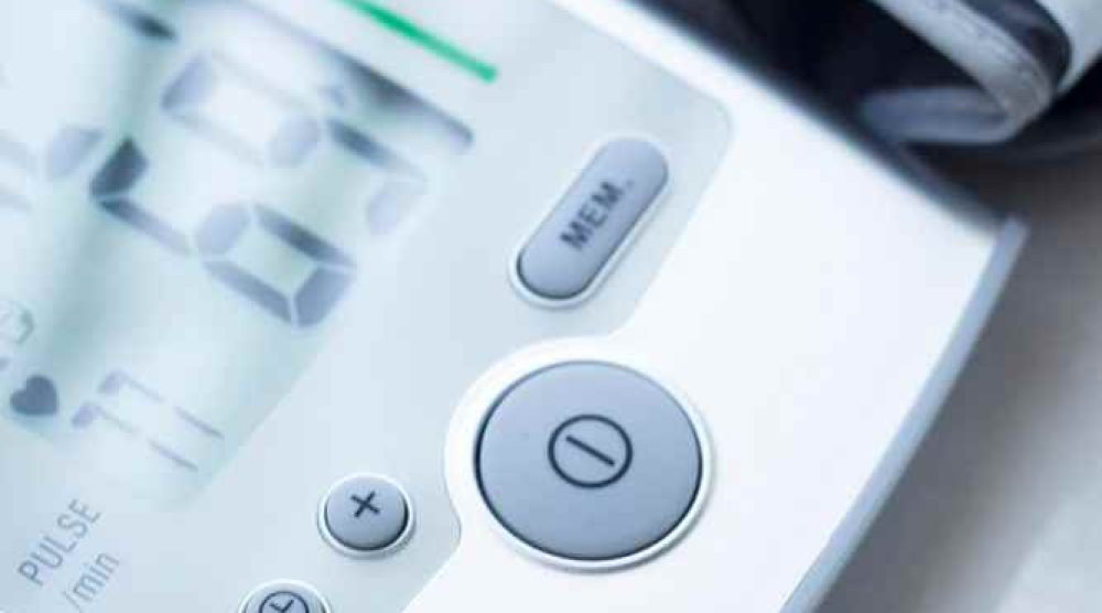 Traduction médicale réglementaire appliquée à des dossiers techniques complexes