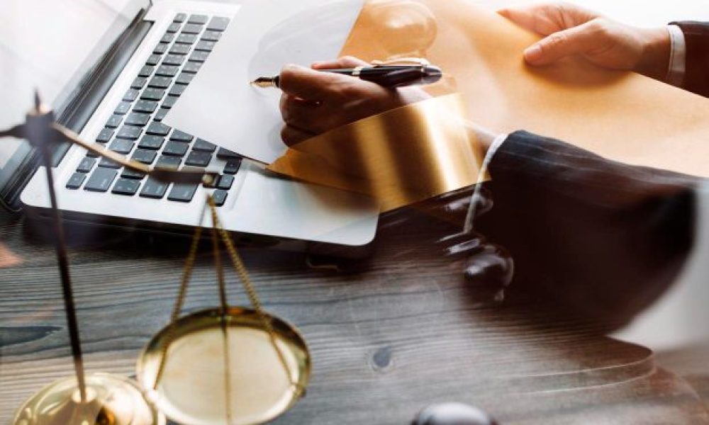 100% di conformità giuridica al primo invio grazie alla traduzione giuridica per aziende (dati 2024–2025).