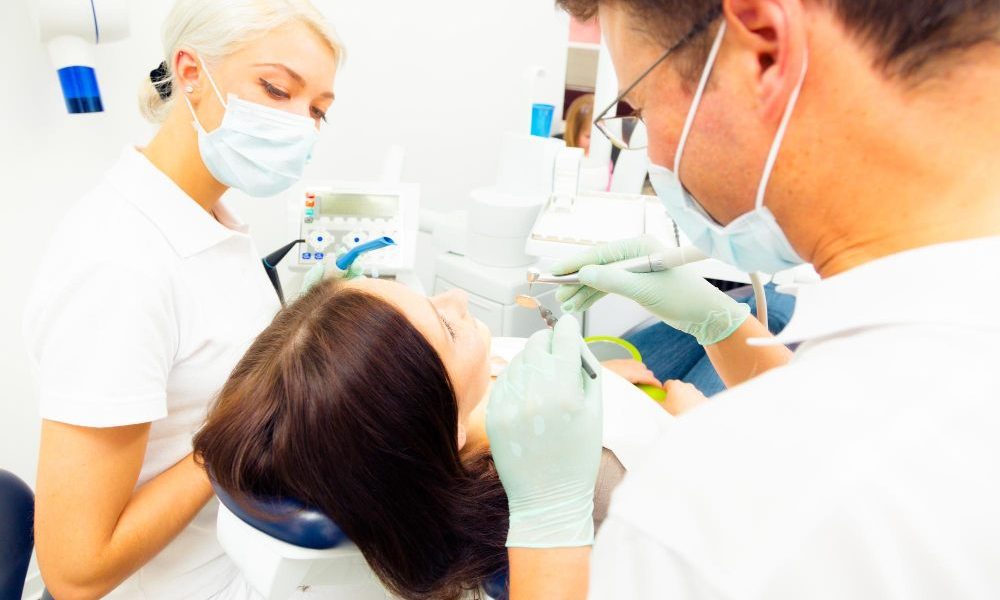 traduzione medicale dispositivi dentali per mercato italiano professionale